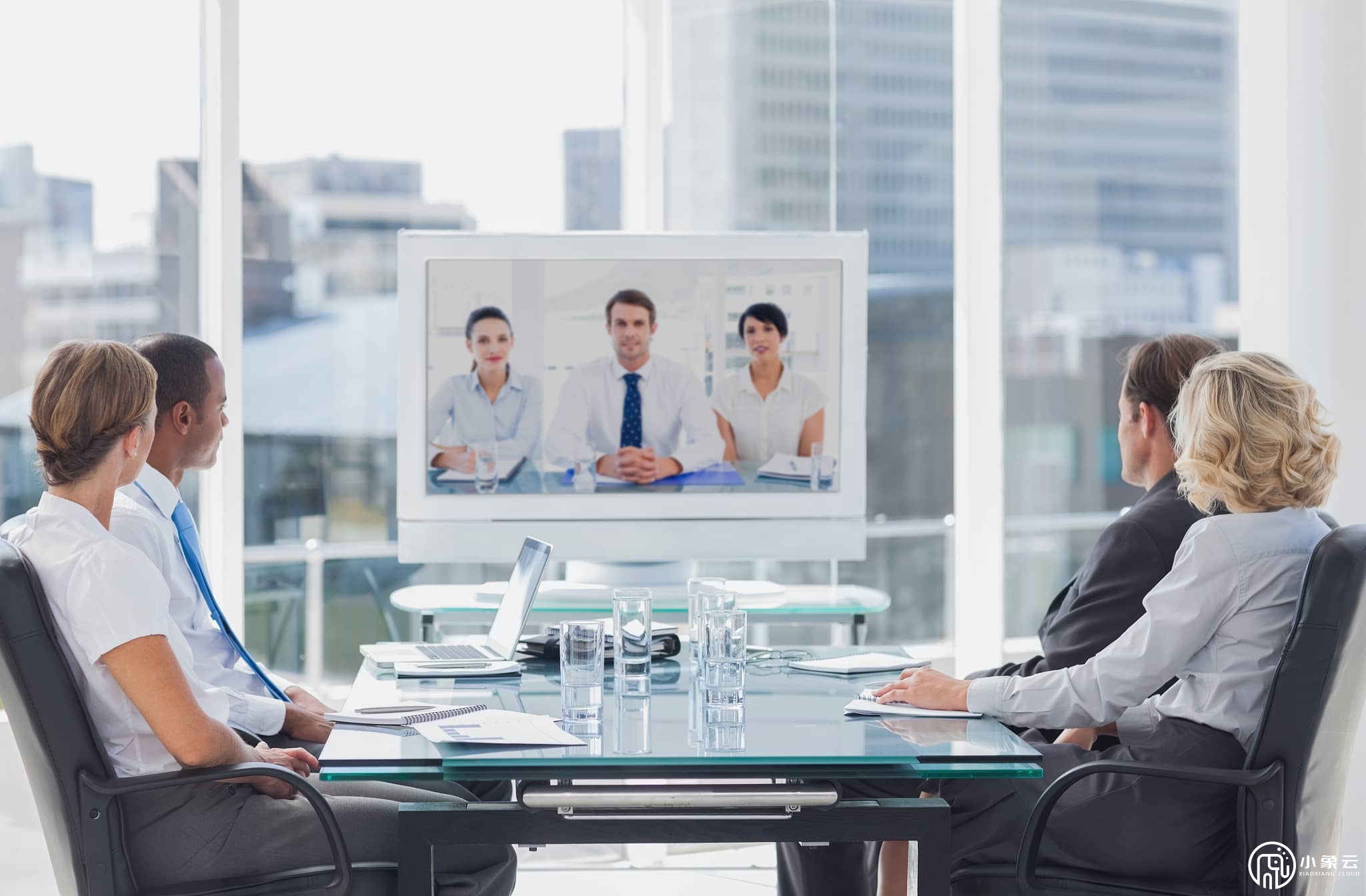 Teams视频会议可以同时支持多少人参加会议？